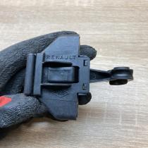 Renault Door Hinge   Front door upper hinge Renault Captur II