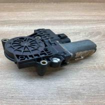 0130821785 1603005709  Rear door window regulator motor Audi A6 S6 C5 4B