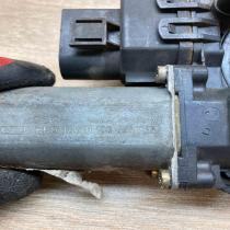 0130821785 1603005709  Rear door window regulator motor Audi A6 S6 C5 4B