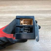 5M0035570B   Aerial antenna amplifier Volkswagen Touran II