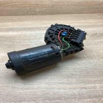 0390241420   Wiper motor Mercedes-Benz E W210