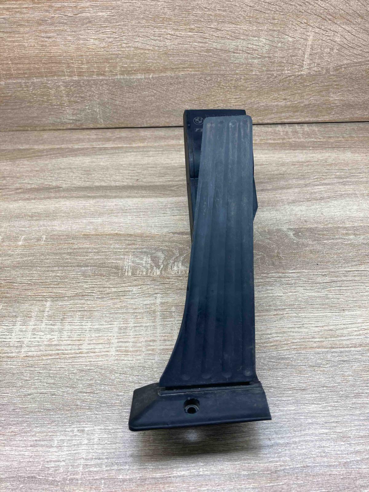 6772645 259160  Accelerator throttle pedal BMW 7 E65 E66