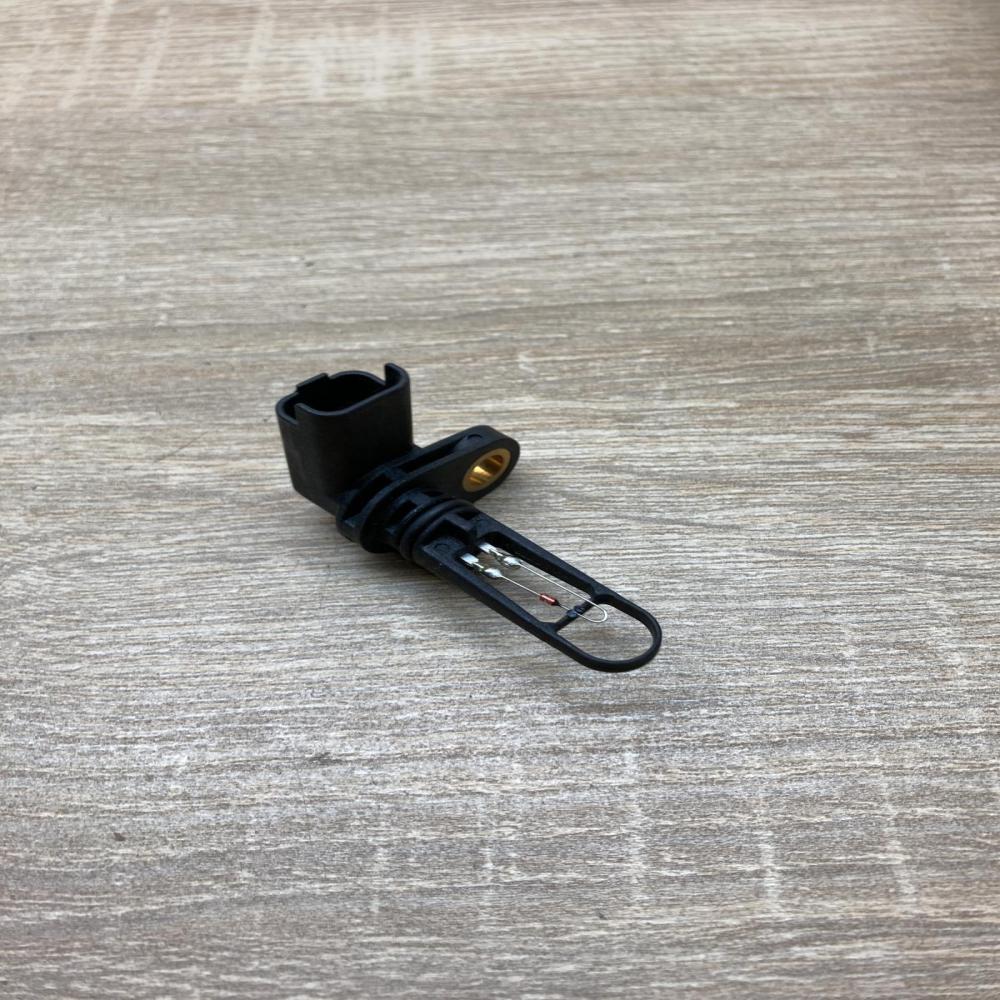 96646125   Intake air temperature sensor Peugeot 107