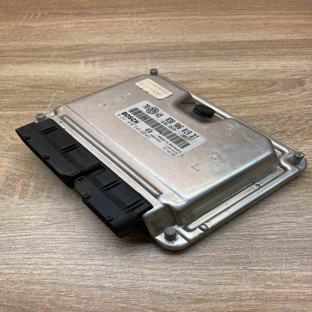 038906019DT 0281010545  Engine control unit/module ECU Volkswagen PASSAT B5