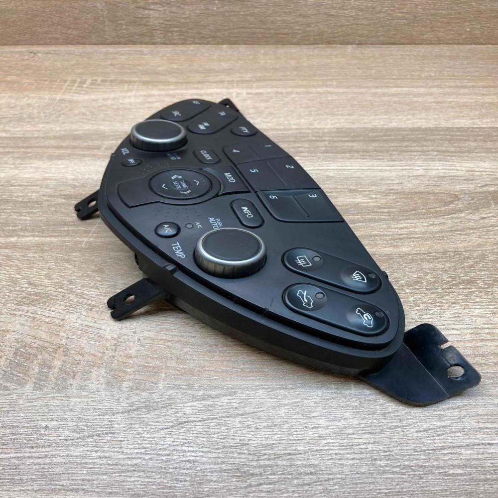 28395 AV600 CSW 5880C  Climate control unit Nissan Primera