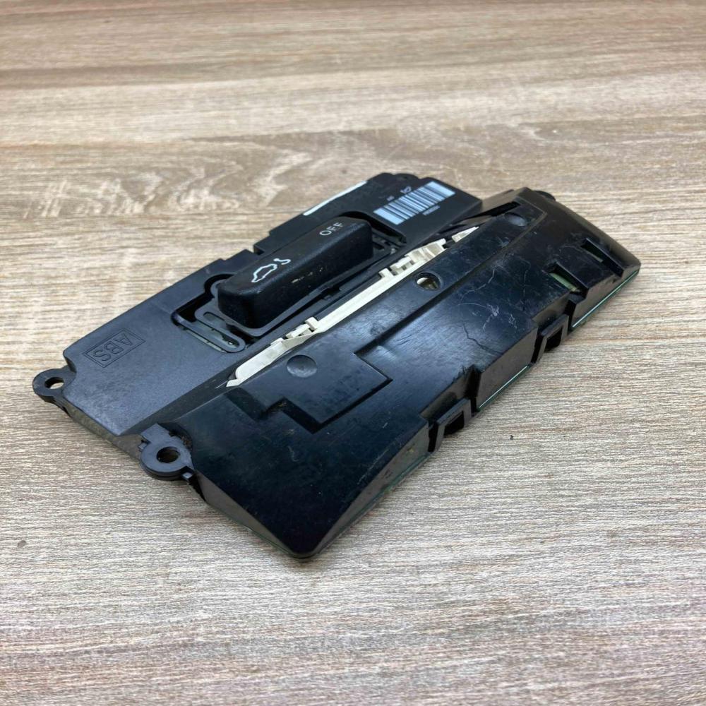 16228387   Front seat light Mercedes-Benz ML W163