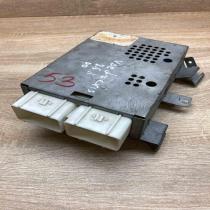 04686502AE P04686502AE  Other control units/modules Chrysler Voyager