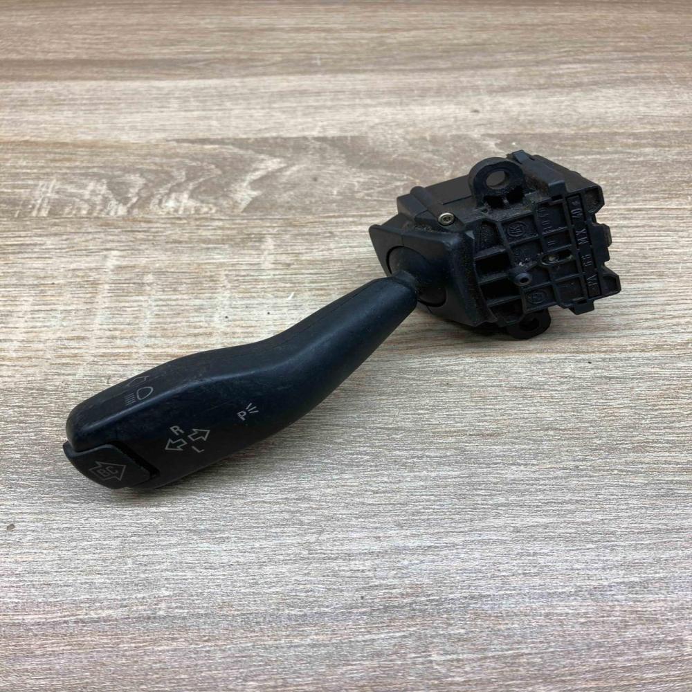 8363668M 0110401025  Indicator stalk BMW 3 E46