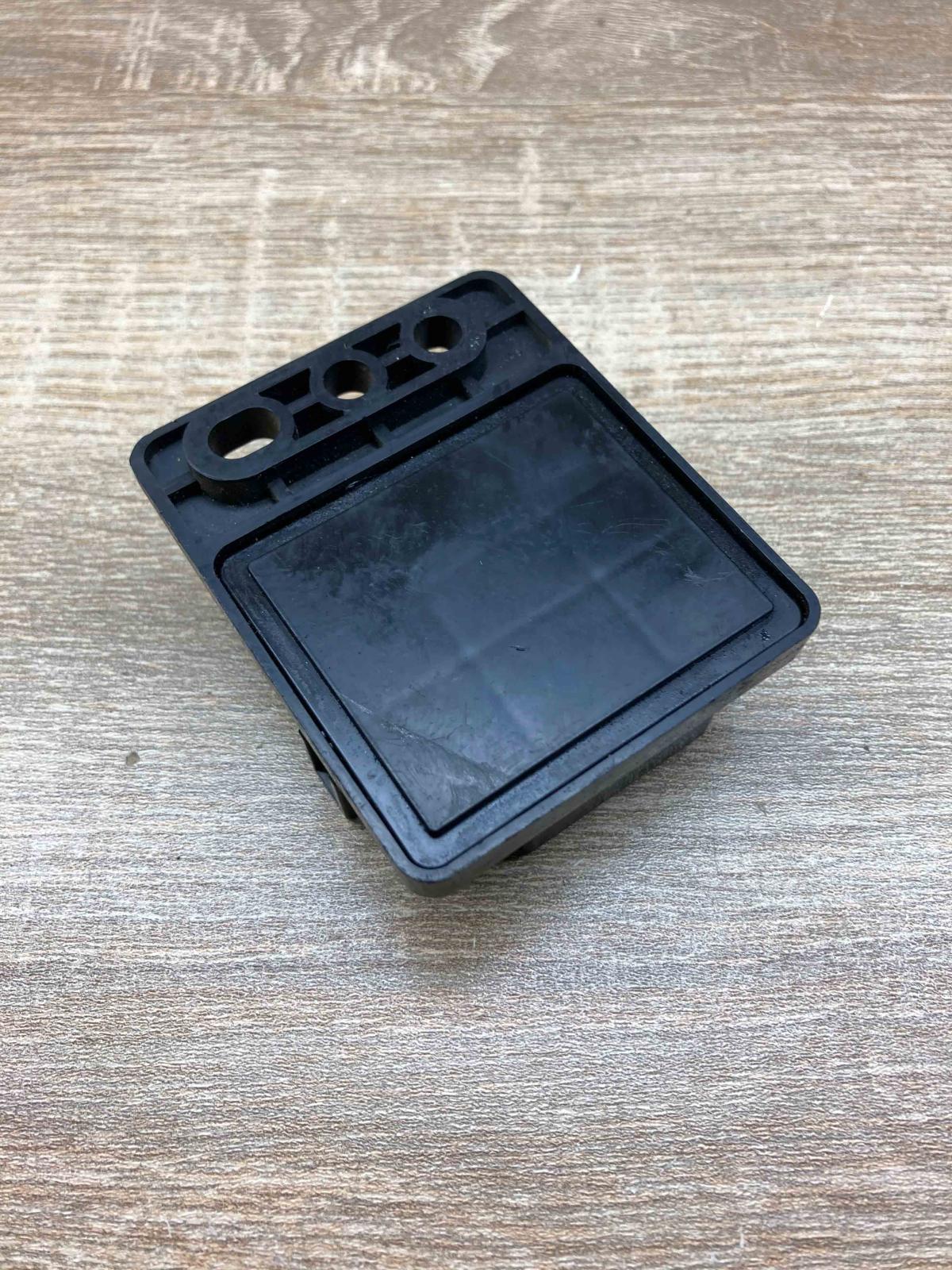 MA809932   Light module LCM Mitsubishi Pajero