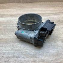 SERA576 01   Throttle body valve Nissan Primera