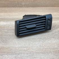 3400075   Dashboard side air vent grill/cover trim BMW X3 E83