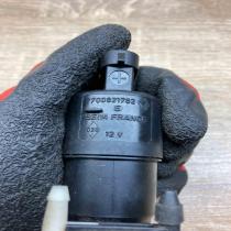7700821782   Windscreen/windshield washer pump Renault Clio II