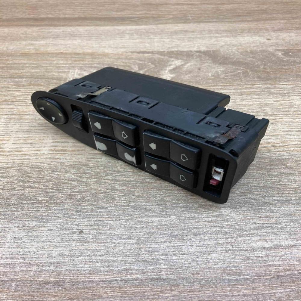 6904303 03725072 Damaged Electric window control switch BMW 5 E39