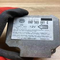 6N0909601E 5WK4104E  Airbag control unit/module Volkswagen Golf III