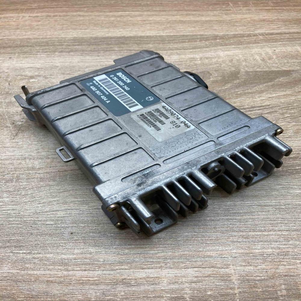 4A0907404A 0261200240  Engine control unit/module ECU Audi 100 S4 C4