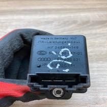 4B0820521   Heater blower motor/fan resistor Audi A6 S6 C5 4B