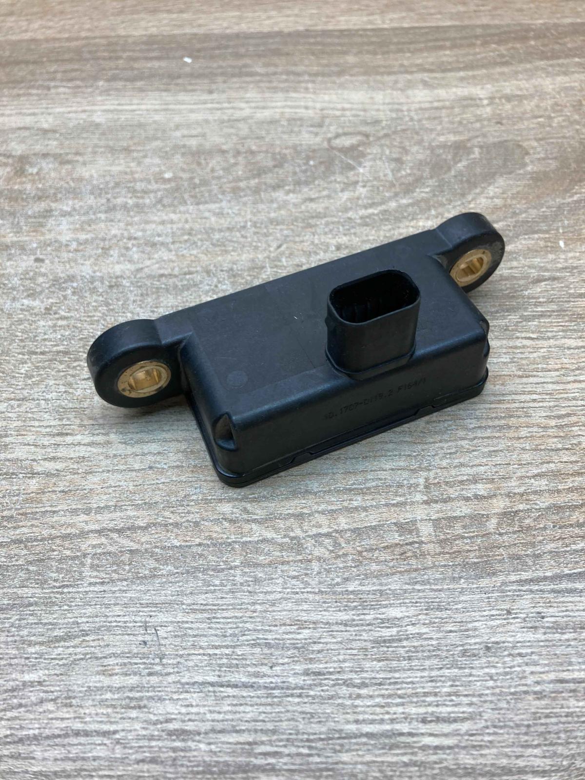 6778421 101701 06373  ESP acceleration yaw rate sensor BMW 3 E90 E91
