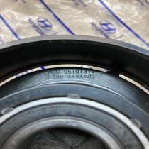 05101316 E300 AKYAA02 30BD40DF2 Air conditioning compressor pulley Ford Transit