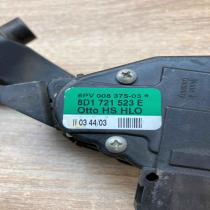 8D1721523E 6PV008375  Accelerator throttle pedal Volkswagen PASSAT B5.5