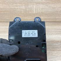 6944884   Multifunctional control switch/knob BMW 5 E60 E61