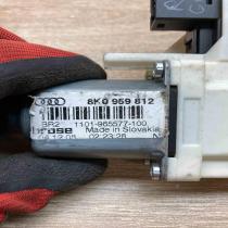 8K0959812   Rear door window regulator motor Audi Q5 SQ5