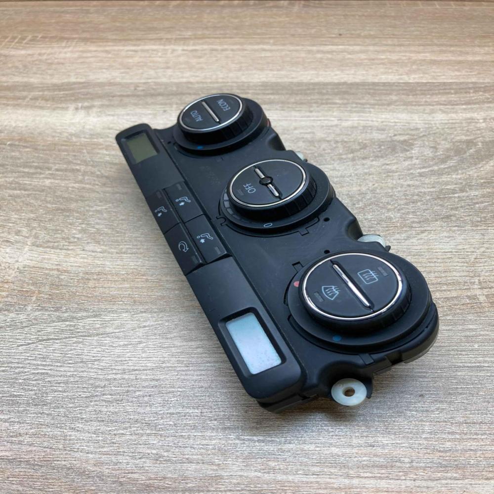 74641420 746 414 20  Climate control unit Volkswagen Golf V