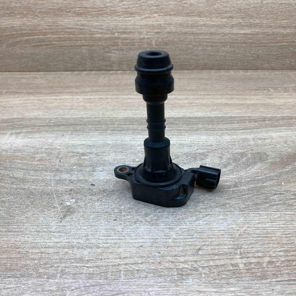 22448 8J115   High voltage ignition coil Nissan Juke I F15