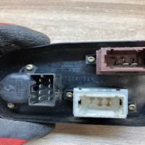 7700811824 7700412733  Electric window control switch Renault Safrane