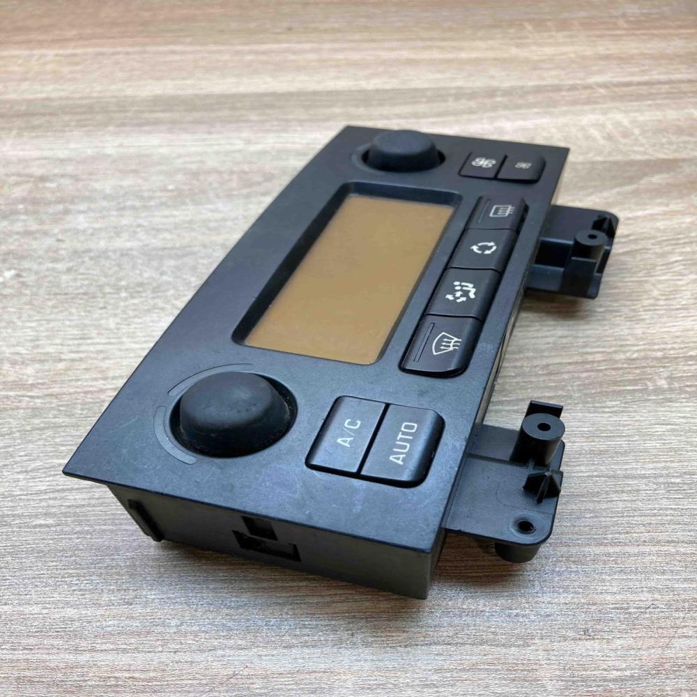 9658084577 281131589  Climate control unit Citroen C4 I