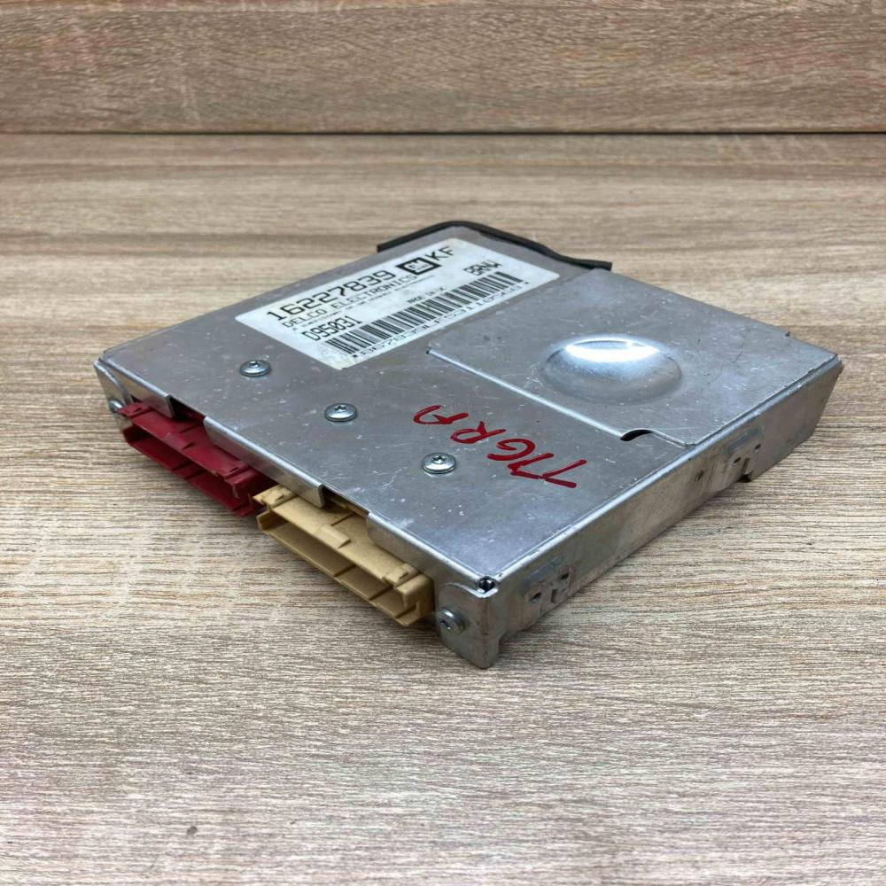 16227839 D95031  Engine control unit/module ECU Opel Tigra A