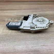 4D0959802F 1101 997000 300  Rear door window regulator motor Audi A8 S8 D2 4D