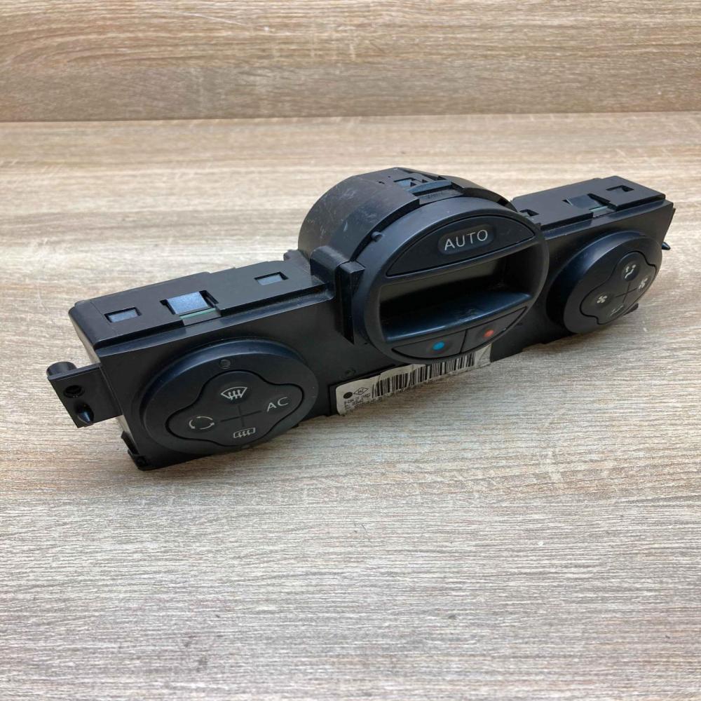69348019   Climate control unit Renault Megane I