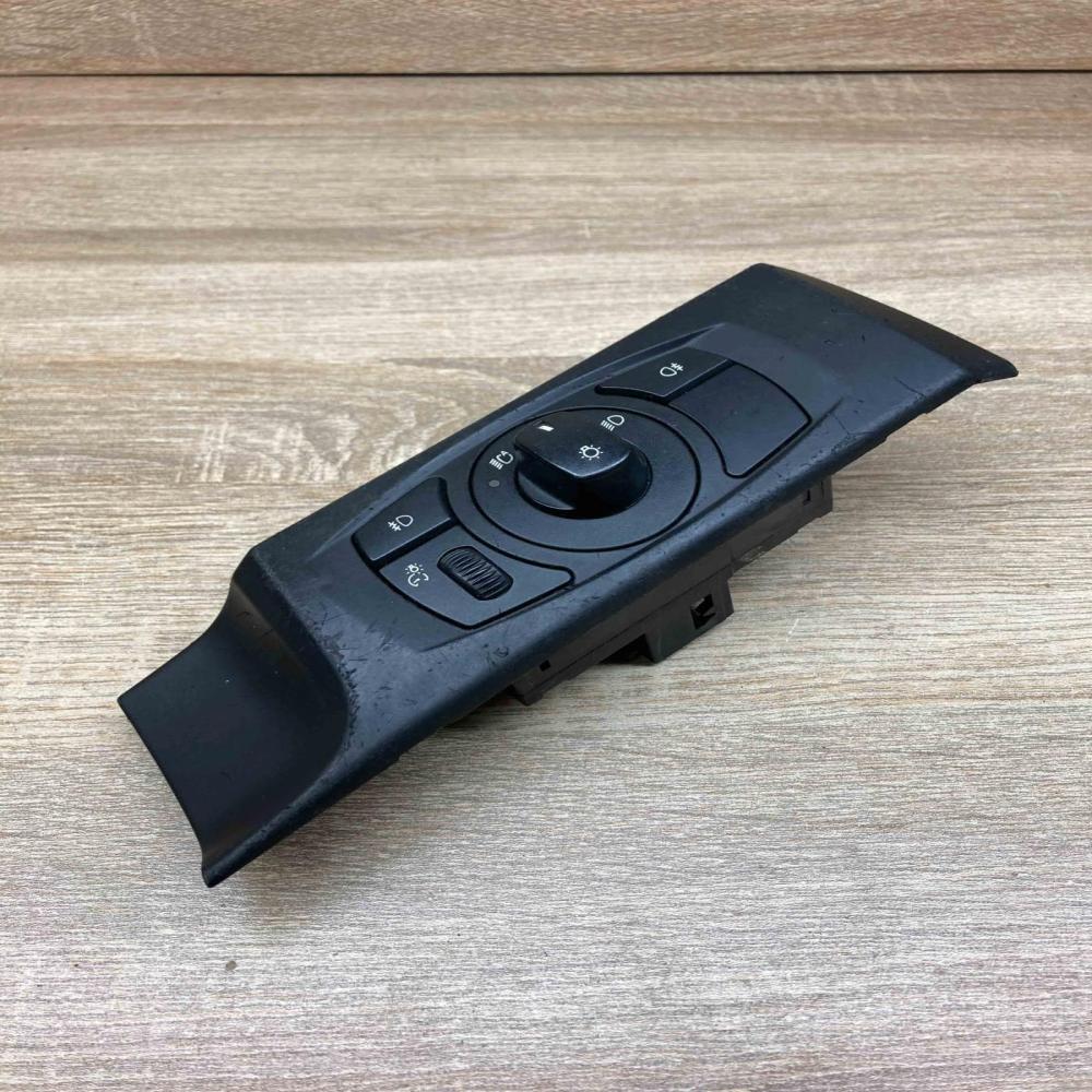 6953733   Light switch BMW 5 E60 E61