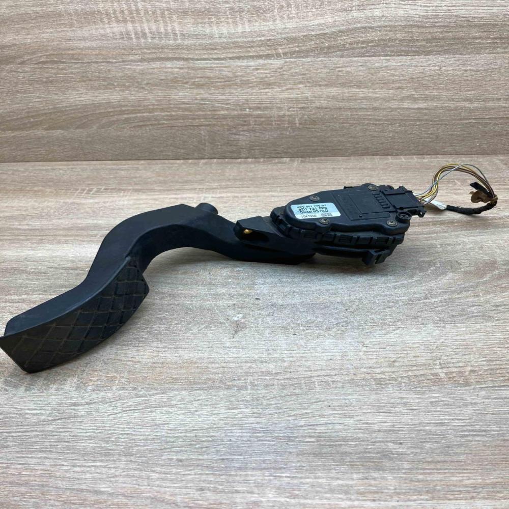 8D1721523 6PV007770 With Plug Accelerator throttle pedal Audi A6 S6 C5 4B