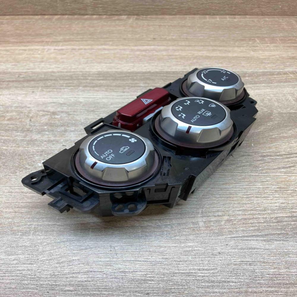 72311 SC060   Climate control unit Subaru Forester SH