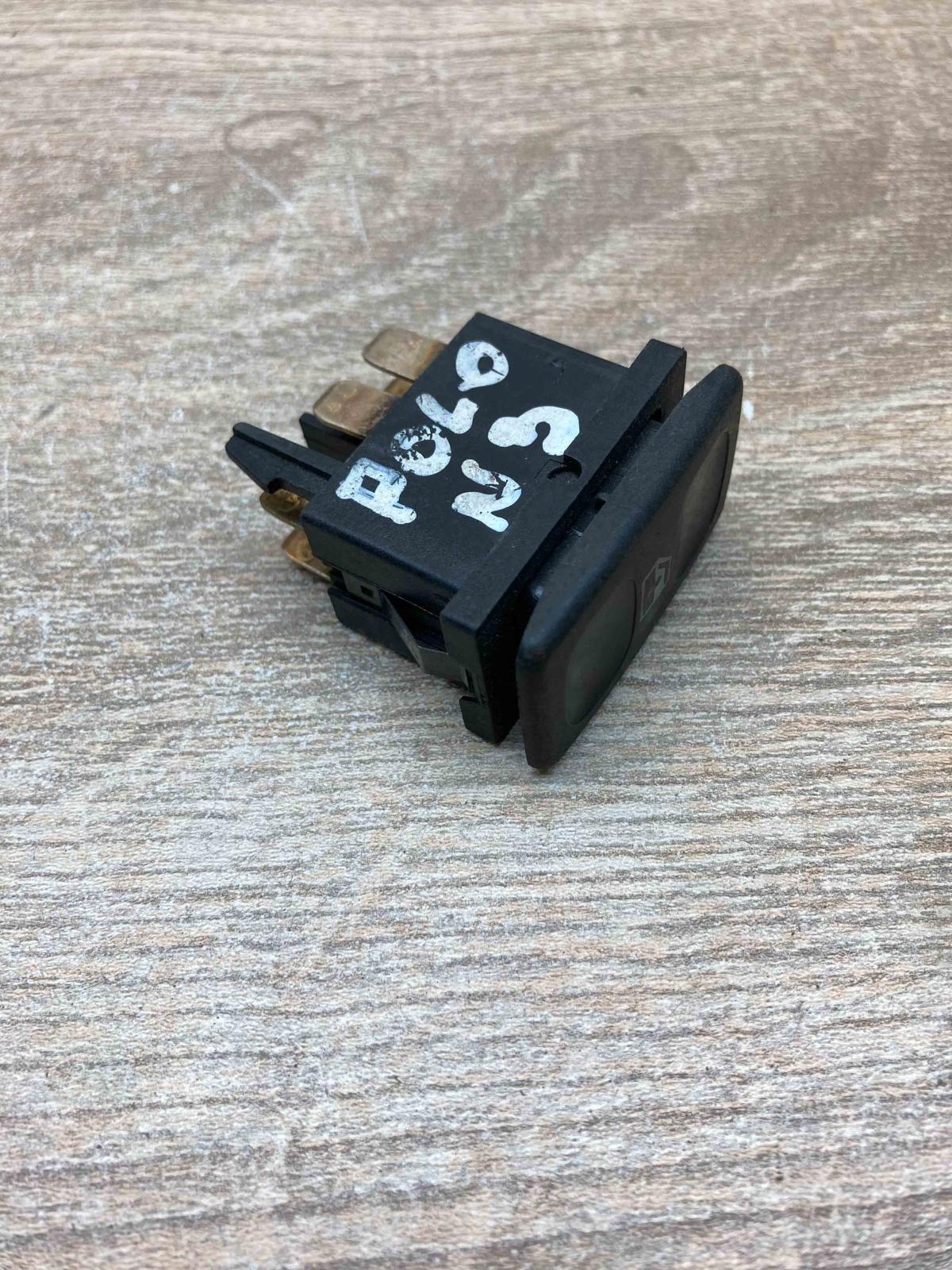 191959855   Electric window control switch Volkswagen Polo III 6N 6N2 6NF