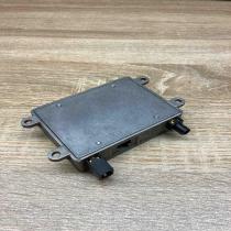 2118200885 Used  Aerial antenna amplifier Mercedes-Benz E W211