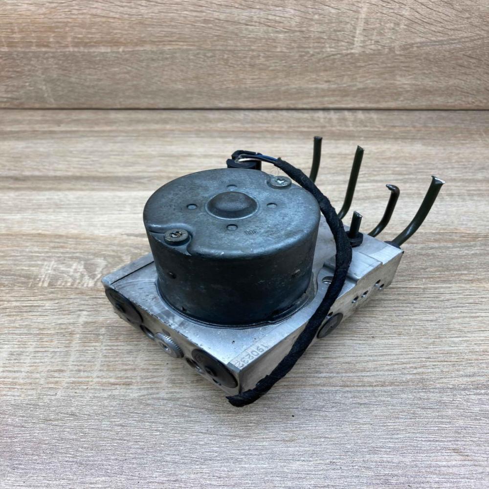 6758969 0265225005 With Plug ABS Pump BMW 5 E39