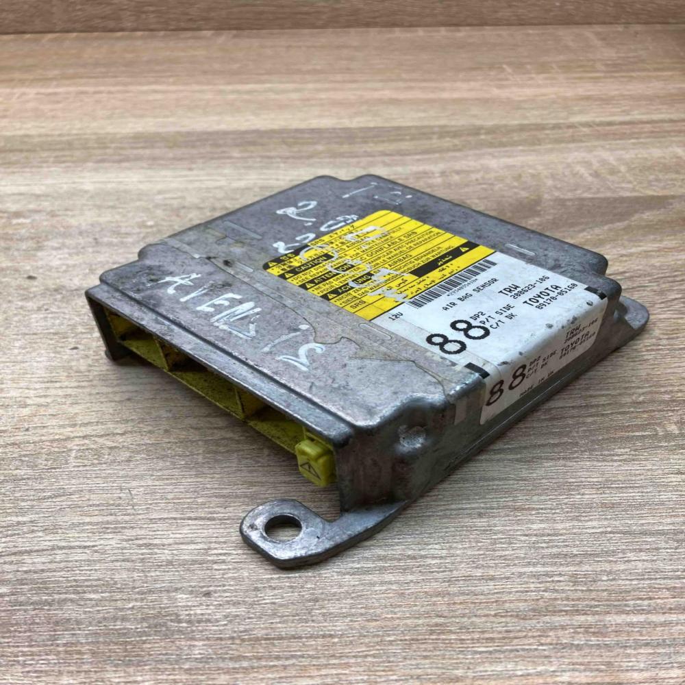 89170 05160 208623 106  Airbag control unit/module Toyota Avensis T250