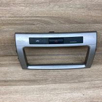53734A0   Radio/GPS head unit trim Toyota Corolla Verso AR10