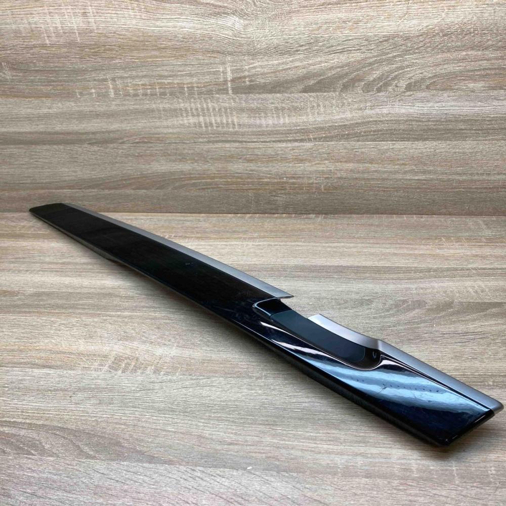 9115576   Front door trim (molding) BMW 7 F01 F02 F03 F04