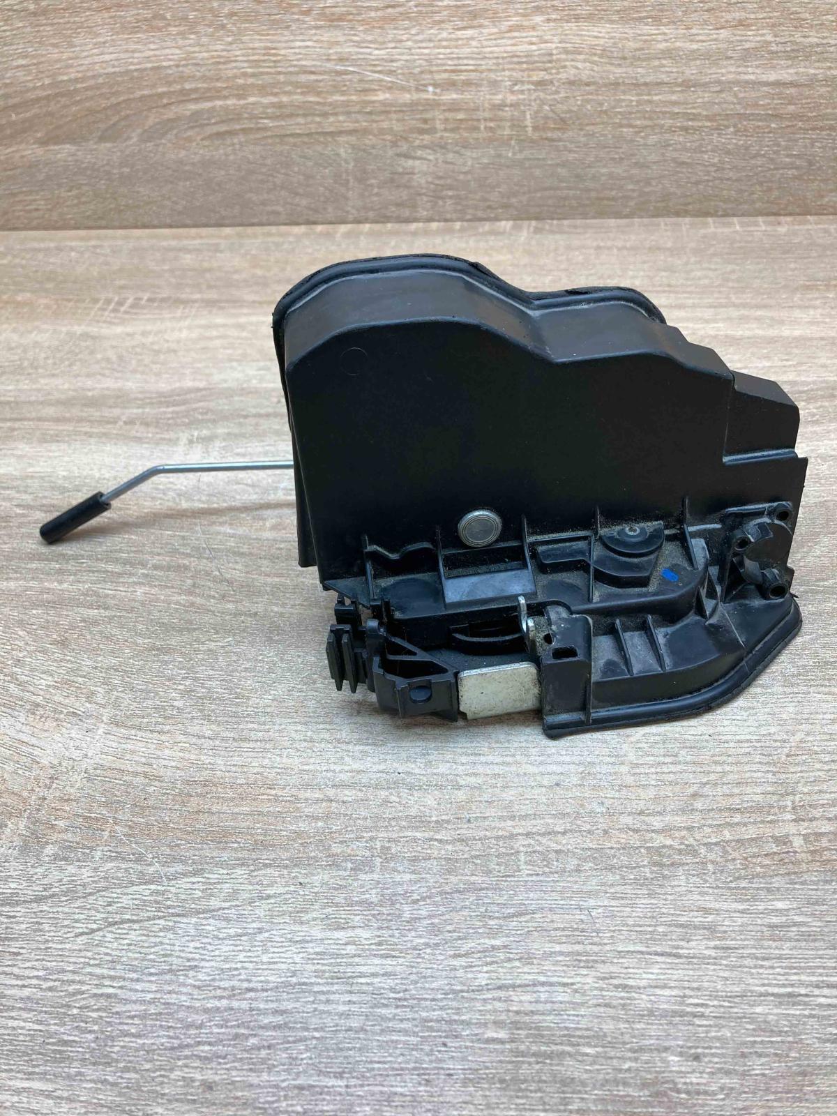 7202147   Rear door lock BMW X3 E83