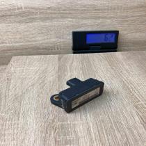 101701 06563 HE74D30E46  ESP acceleration yaw rate sensor Volvo V70