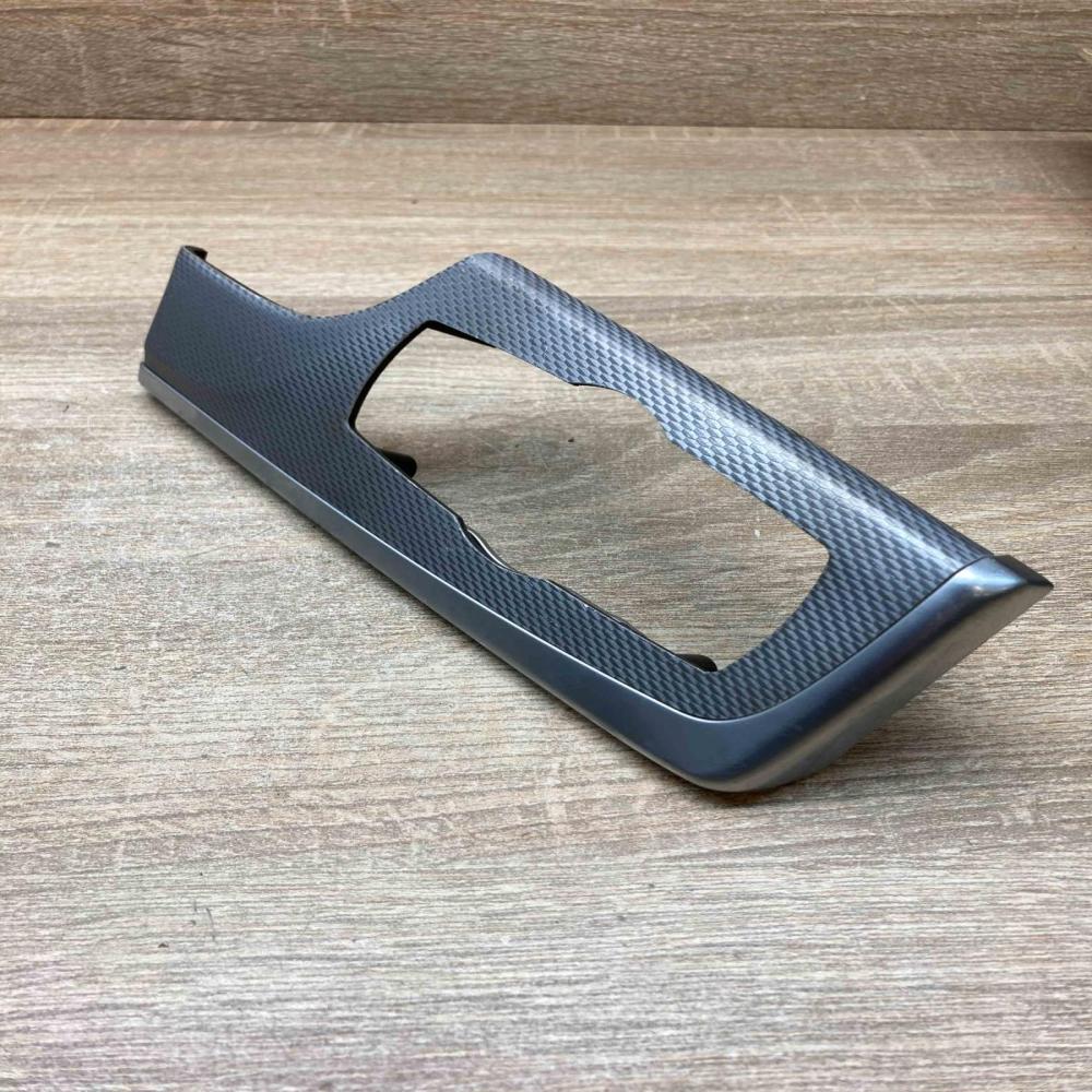 9166928   Dashboard trim BMW 7 F01 F02 F03 F04