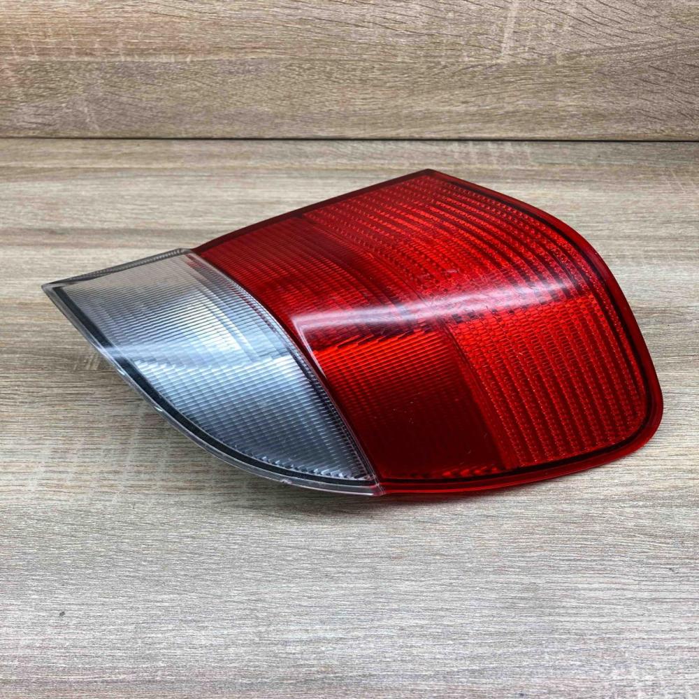 2496321  Left Rear/tail lights BMW 5 E39