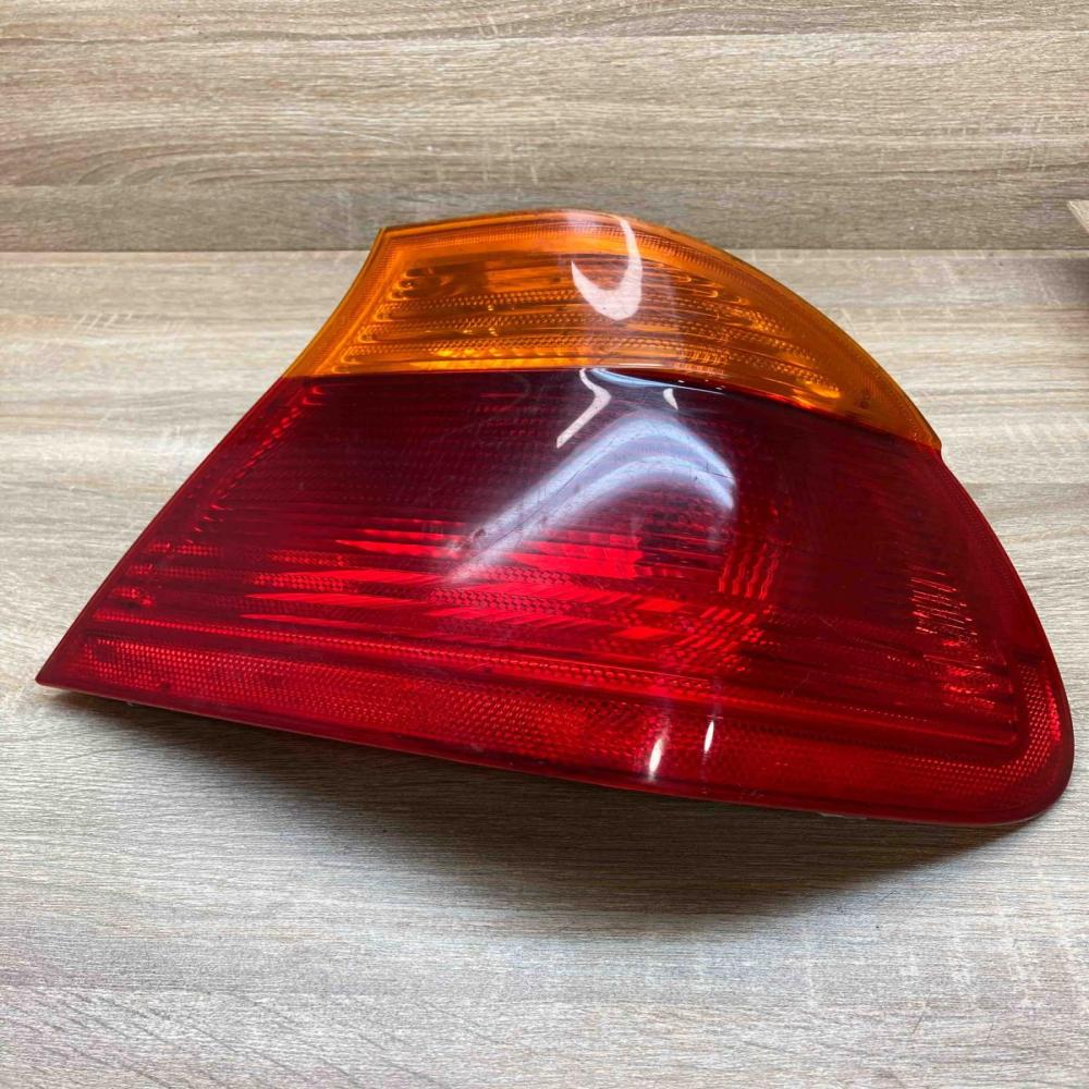 8364922 230012 RH Rear/tail lights BMW 3 E46