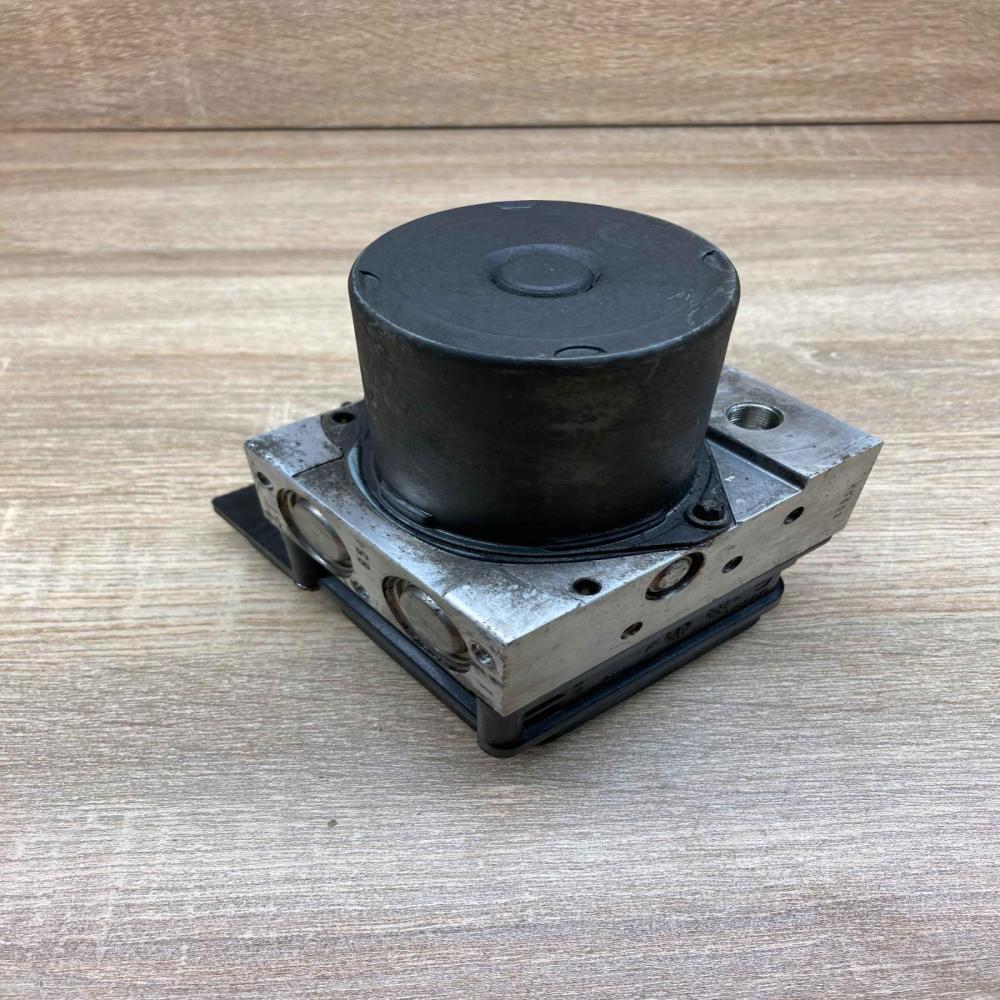 6769703 6758743 Main ABS Pump BMW 5 E60 E61