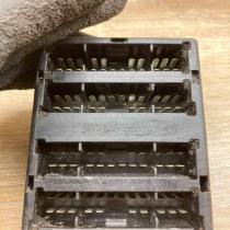 91310 3E810   Fuse module KIA Sorento