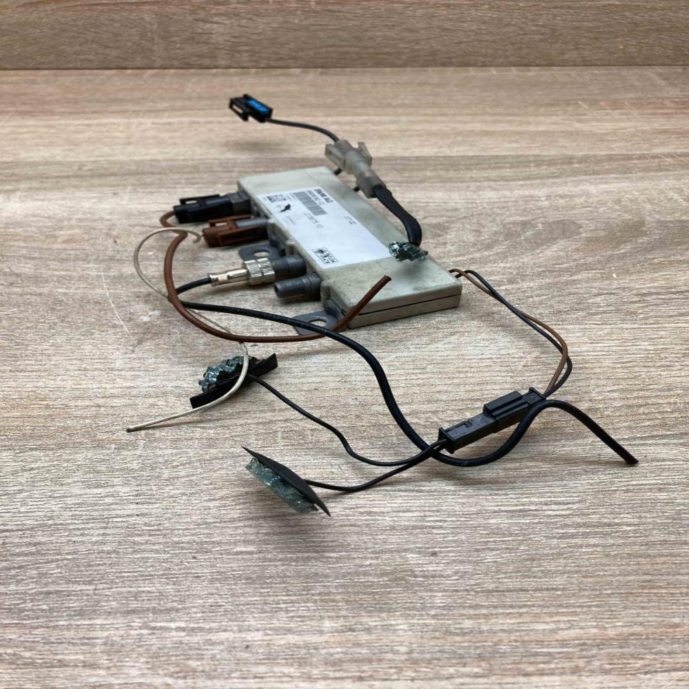 6906082 213675 10  Aerial antenna amplifier BMW 5 E39