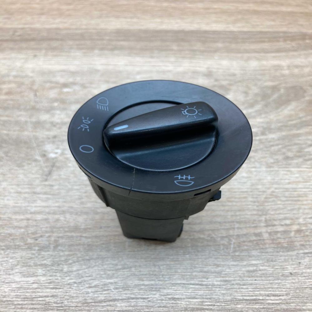 1C0941531   Light switch Volkswagen PASSAT B5.5